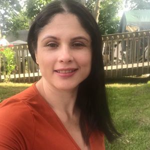 Meet your Posher, Heidy laura